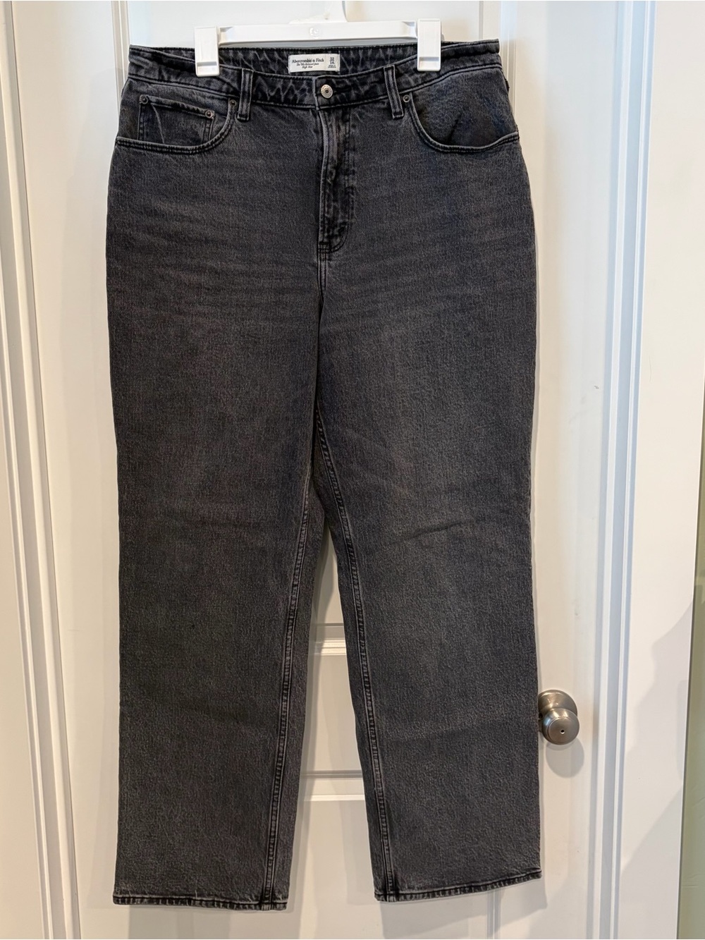 Abercrombie & Fitch Curve Love 90’s Relaxed High Rise Jeans Black